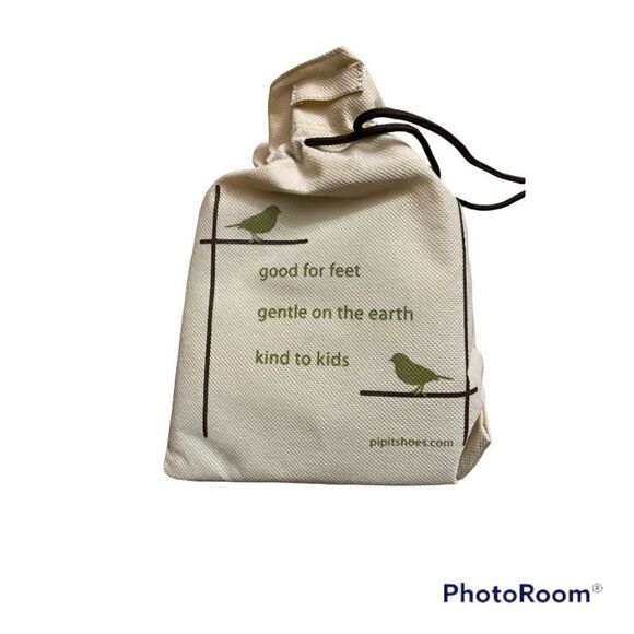 Host Pick! New in Box Kid’s Shoes - Picture 5 of 6